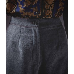 pantalón corto gris