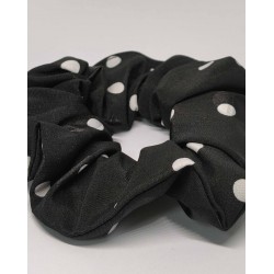 scrunchie de lunares