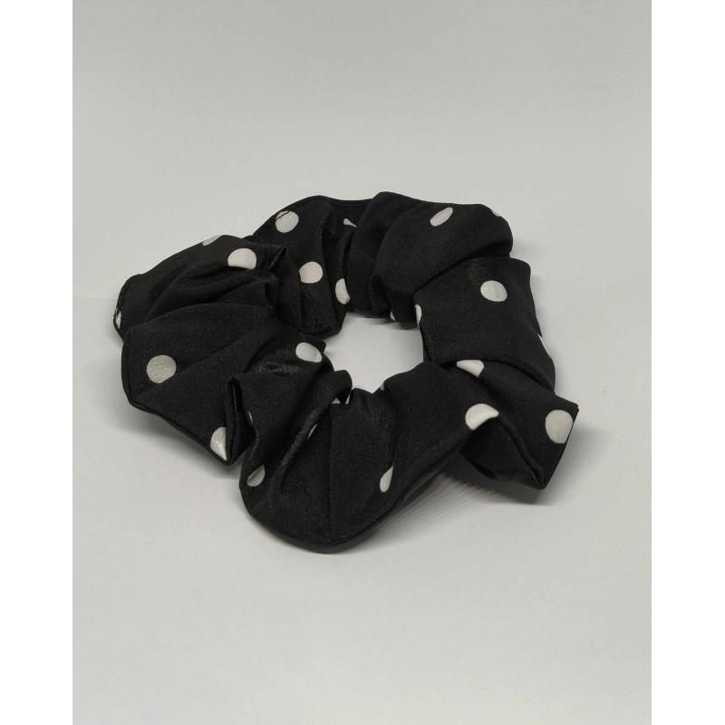 scrunchie de lunares