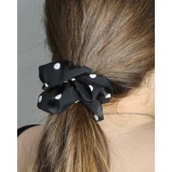 scrunchie de lunares