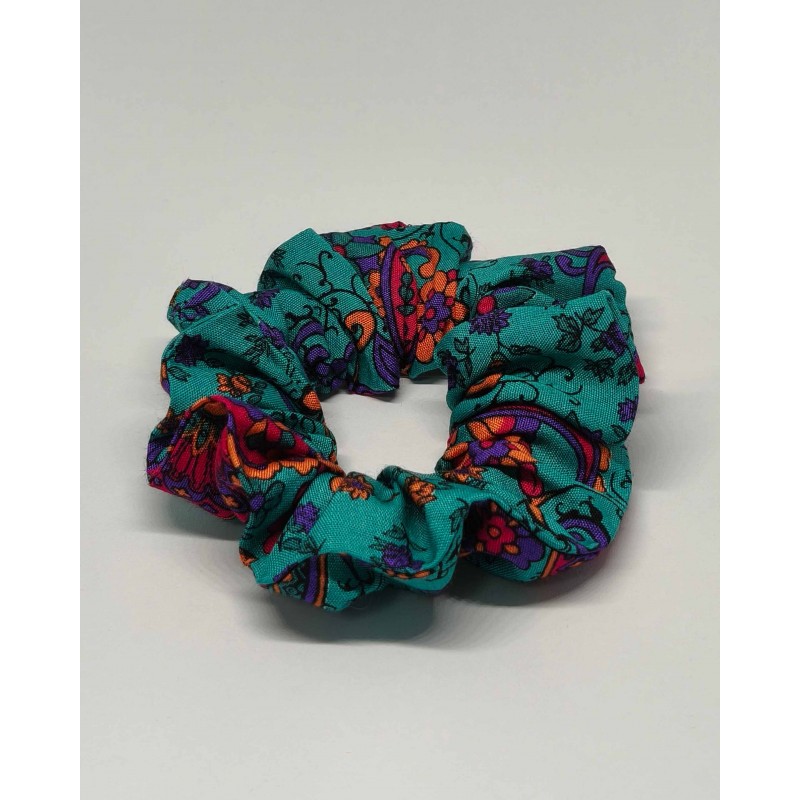 scrunchie azul de flores