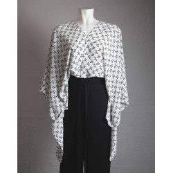 blusa blanco roto con lazos