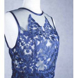 Conjunto bordado azul